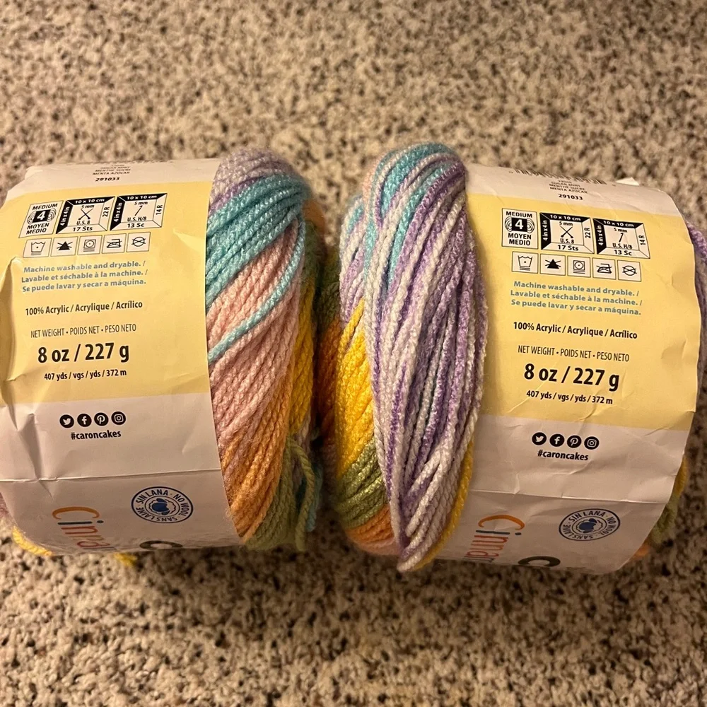 Caron Cinnamon Swirl Cakes Multicolor Yarn - 2 Pack sugar mint - Picture 6 of 11